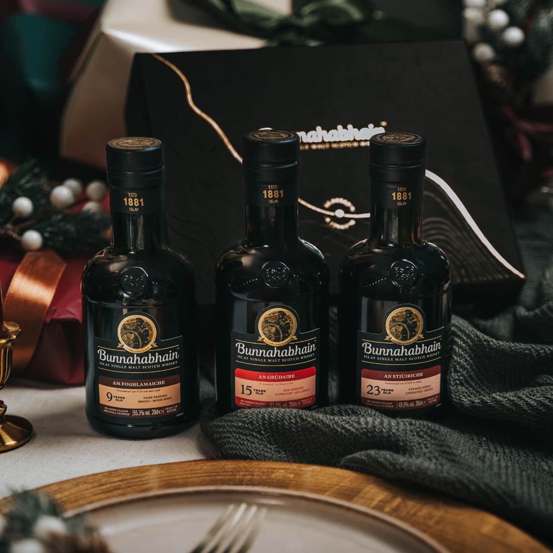 //bunnahabhain.com/cdn/shop/files/Bunnahabhain-Luchd-dion-Gift-Set-3.png?v=1763889981