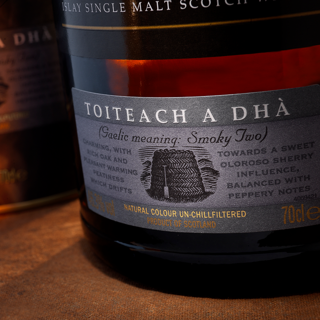 Bunnahabhain Toiteach A Dhà barley whisky bottle