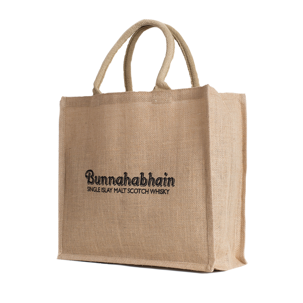 Jute whisky bag featuring the famous Bunnahabhain logo
