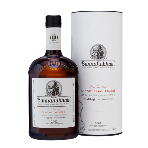 Bunnahabhain Fèis ìle 2018 whisky bottle and box